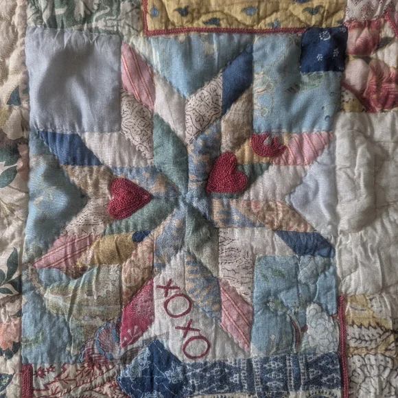 Pottery Barn Elise Quilted Square Euro Sham - Picture 4 of 16